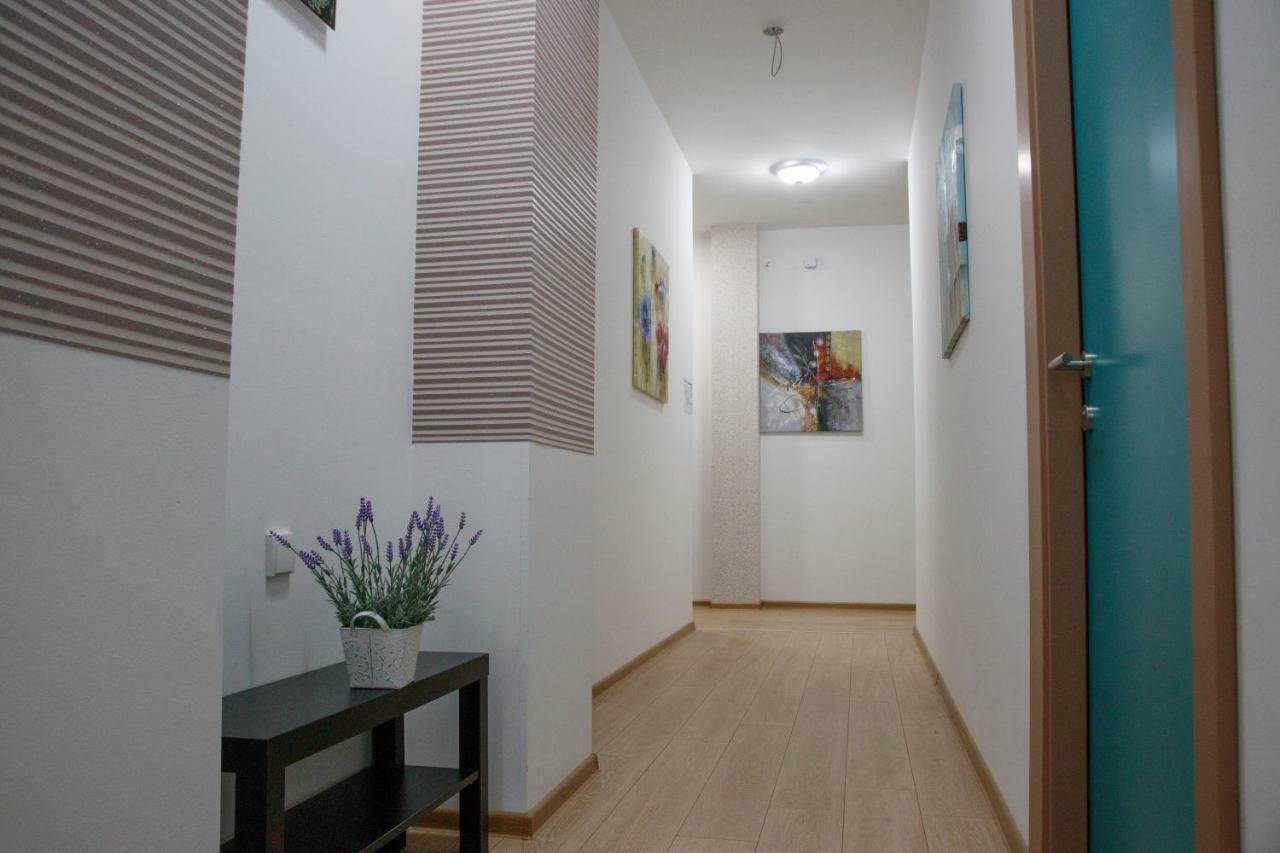 סובוטיקה Guesthouse Night&Day מראה חיצוני תמונה